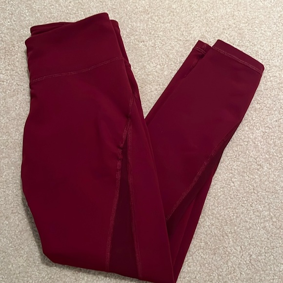 High Waisted Leggings w/ mesh design - size women’s XS - Picture 1 of 7